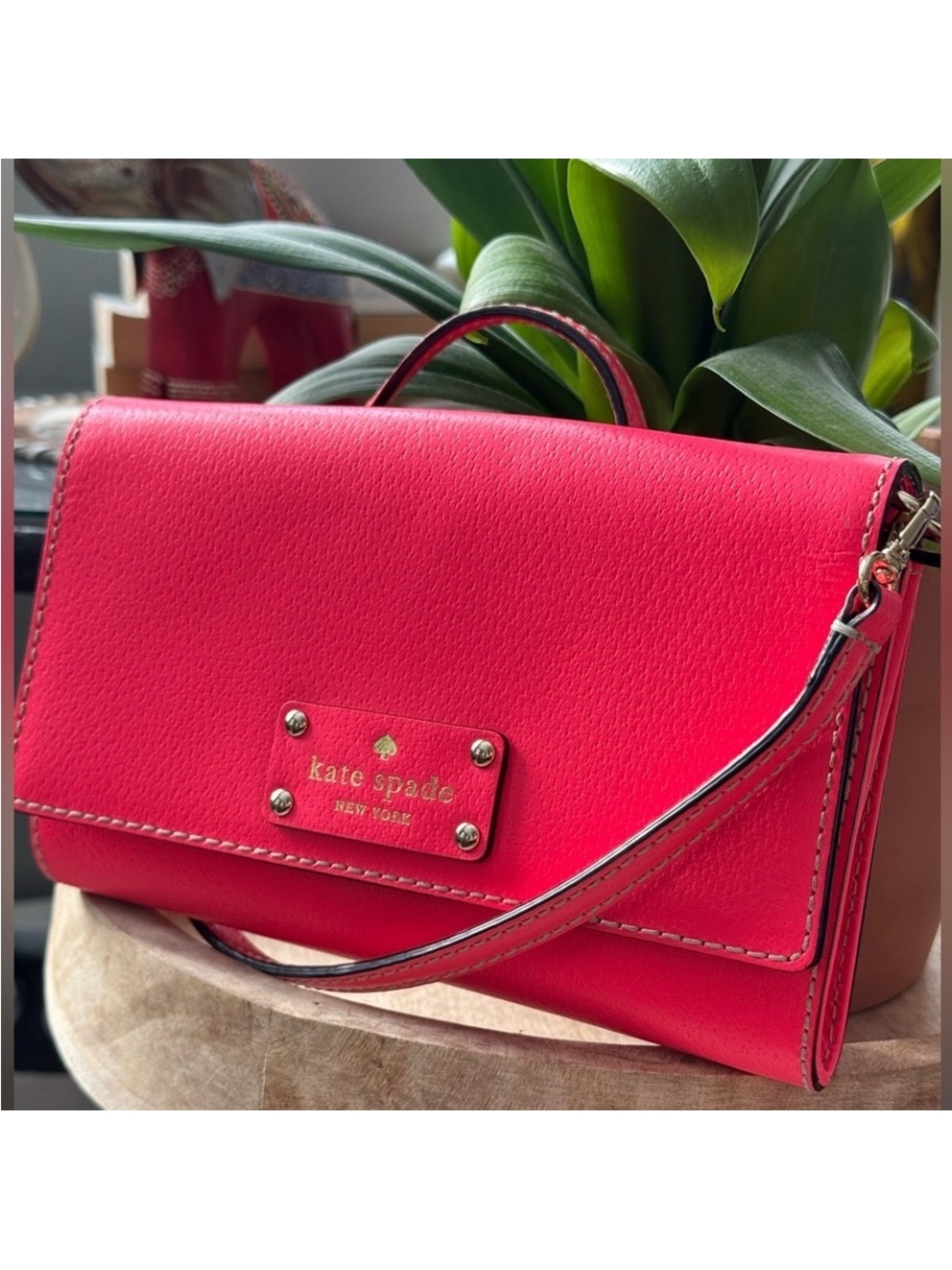 Kate Spade Wellesley Crossbody Wallet On Chain Red Coral Pebbled Leather - GUC